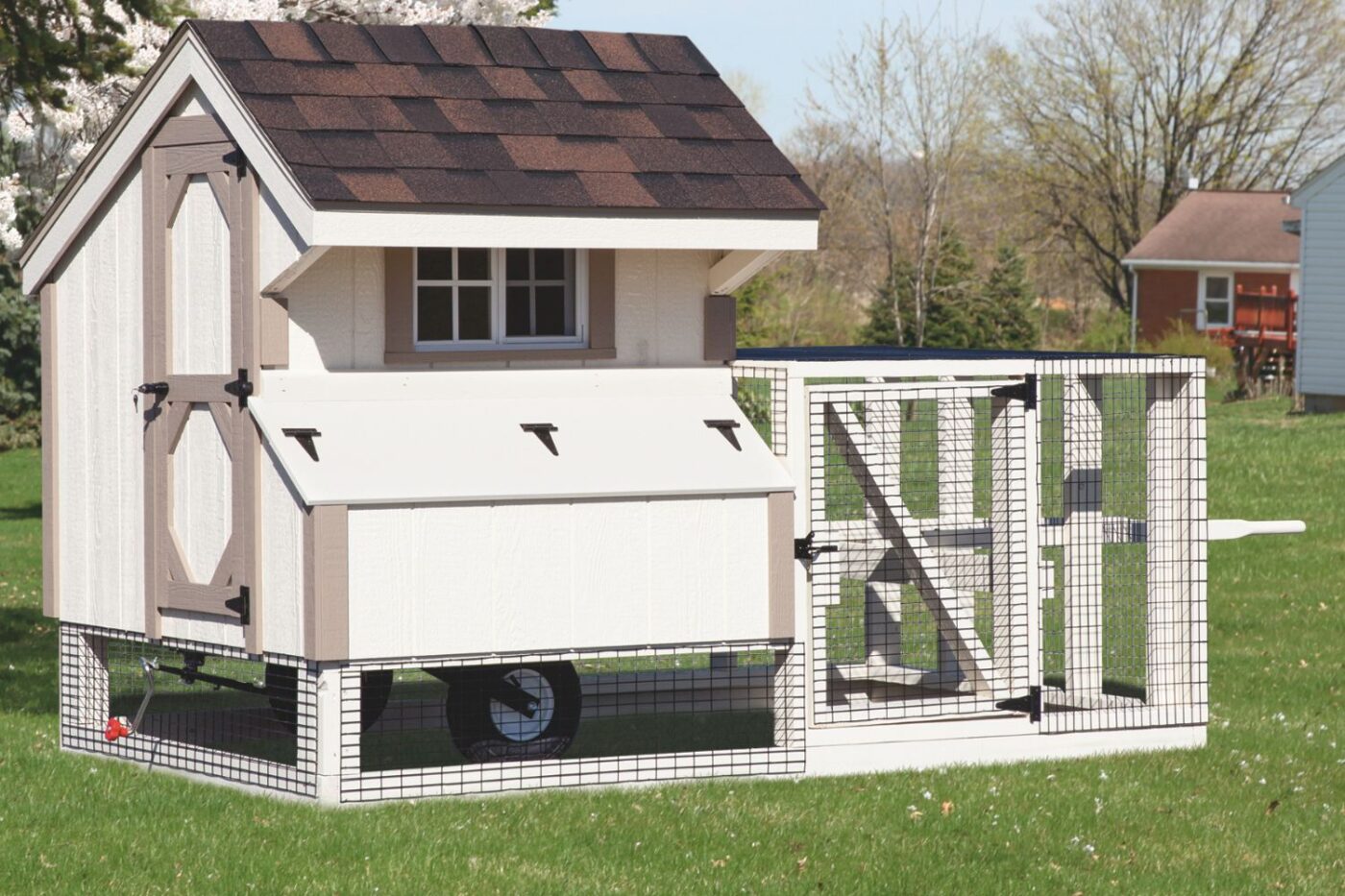 white tractor coop for a few chickens chicken coops in alabama