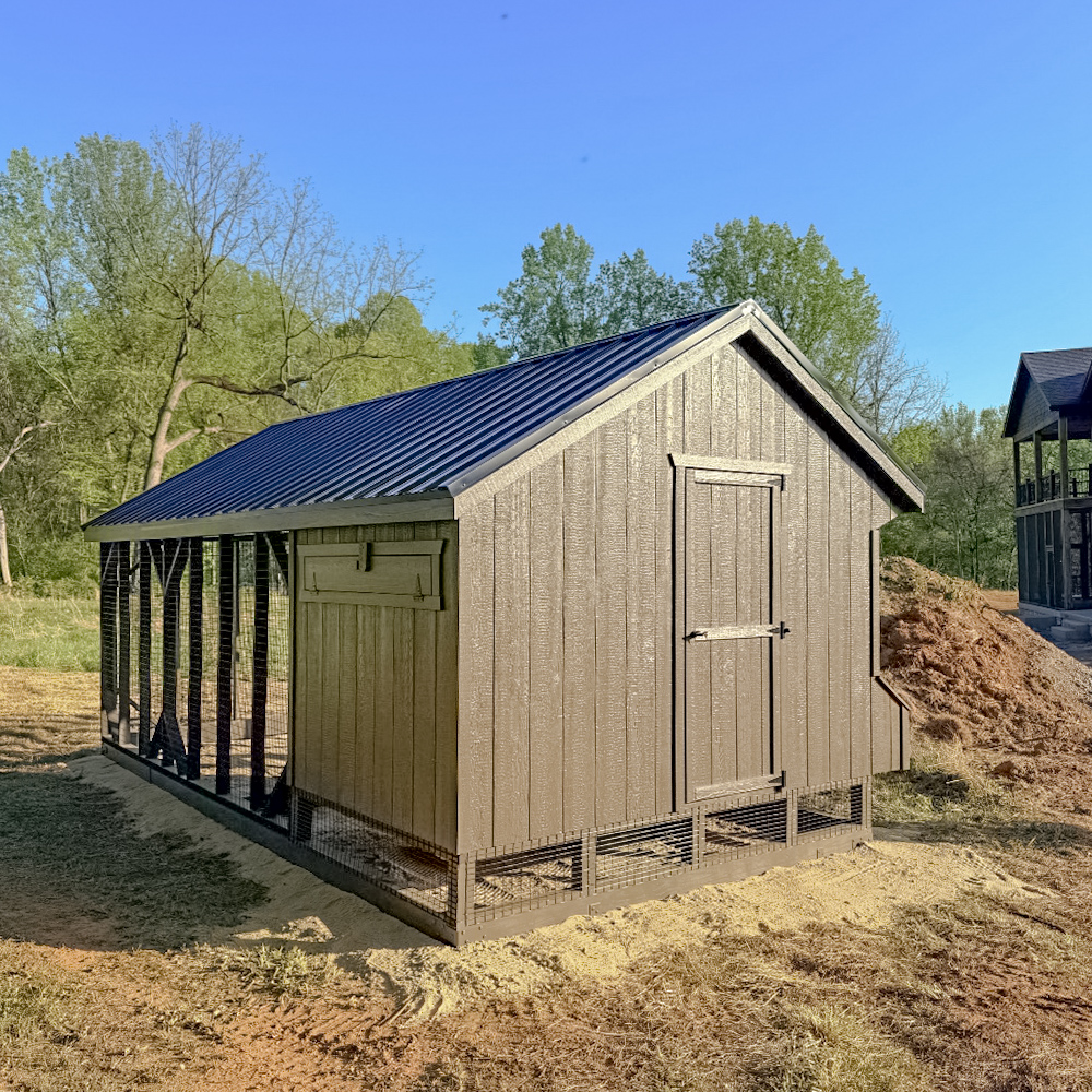 10x20 Quaker Combination Coop in Purcellville VA 1666