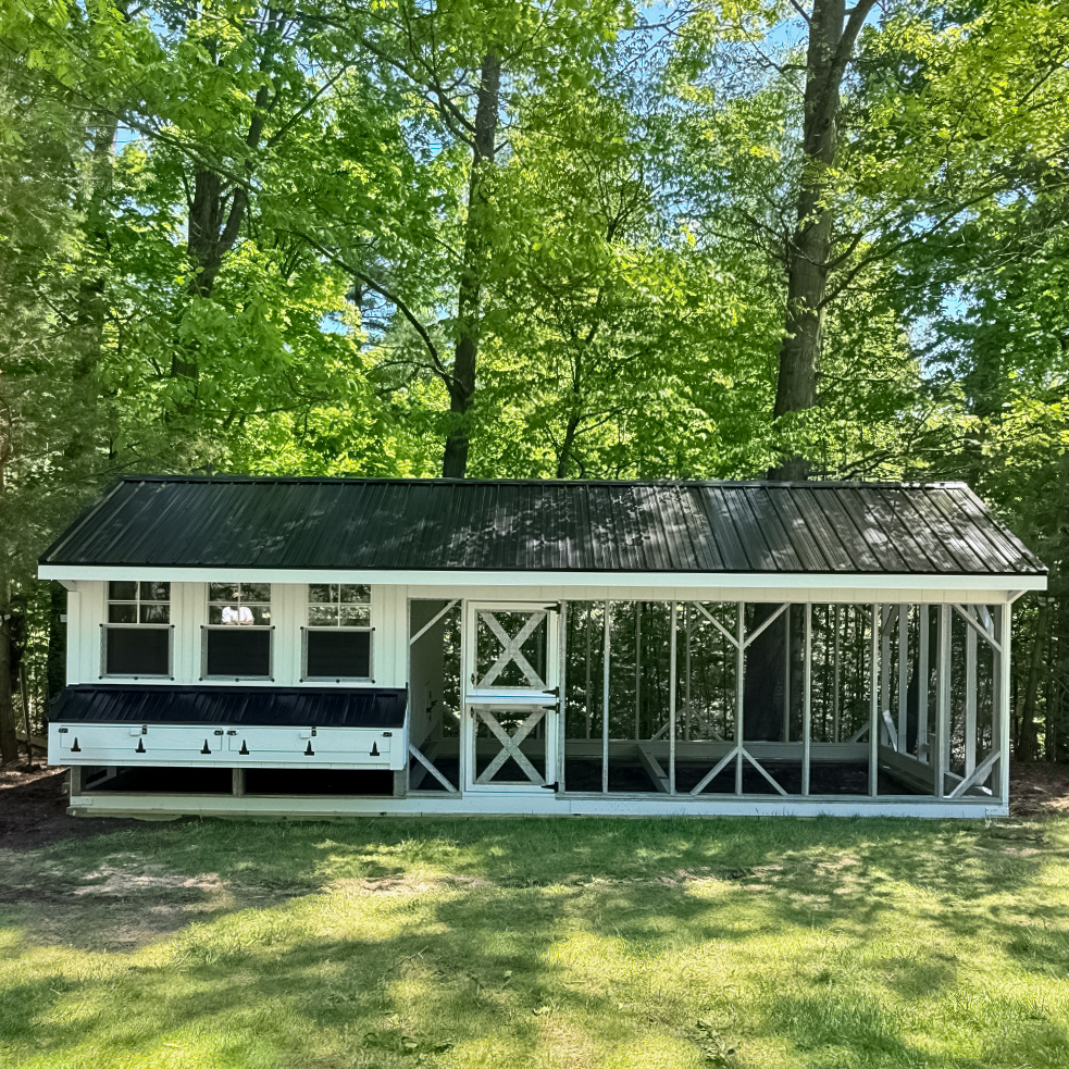 10x28 Quaker Combination Coop in Traverse City MI 2