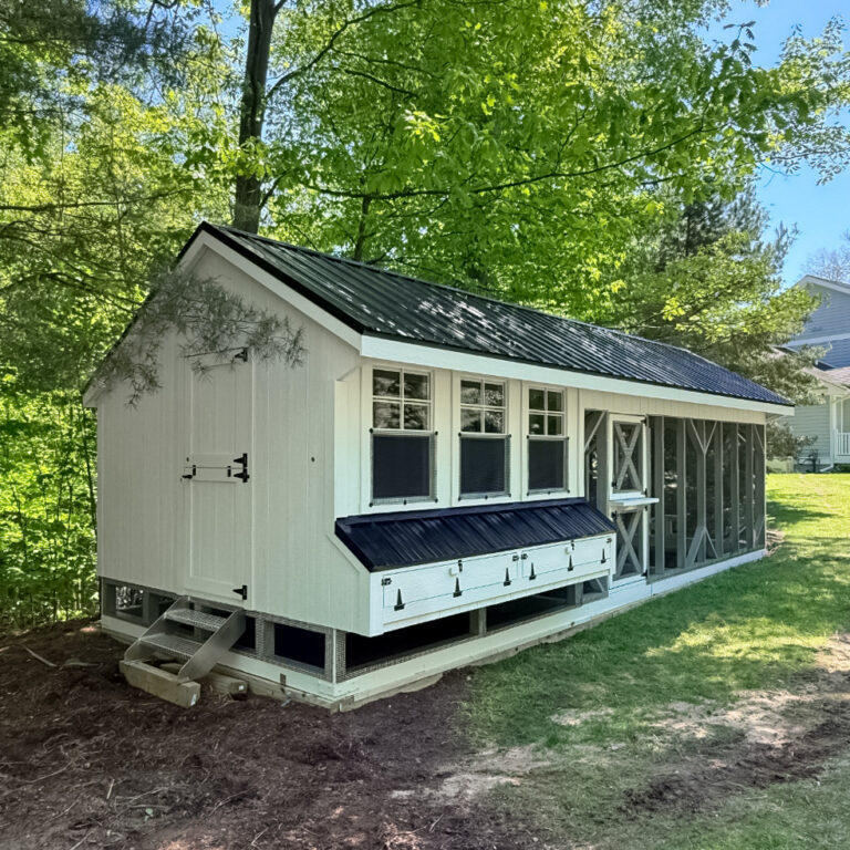 10x28 Quaker Combination Coop in Traverse City MI 3