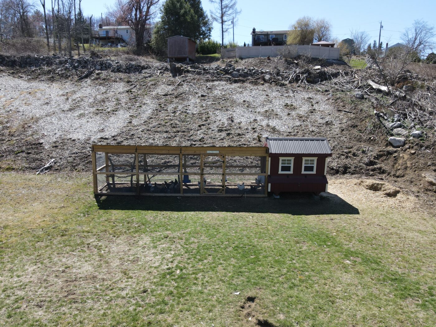 5x8 red and cream colored chicken coop with run in CT
