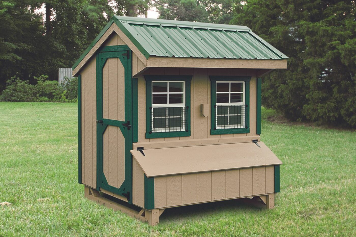 Quaker chicken coops in Berwick ME