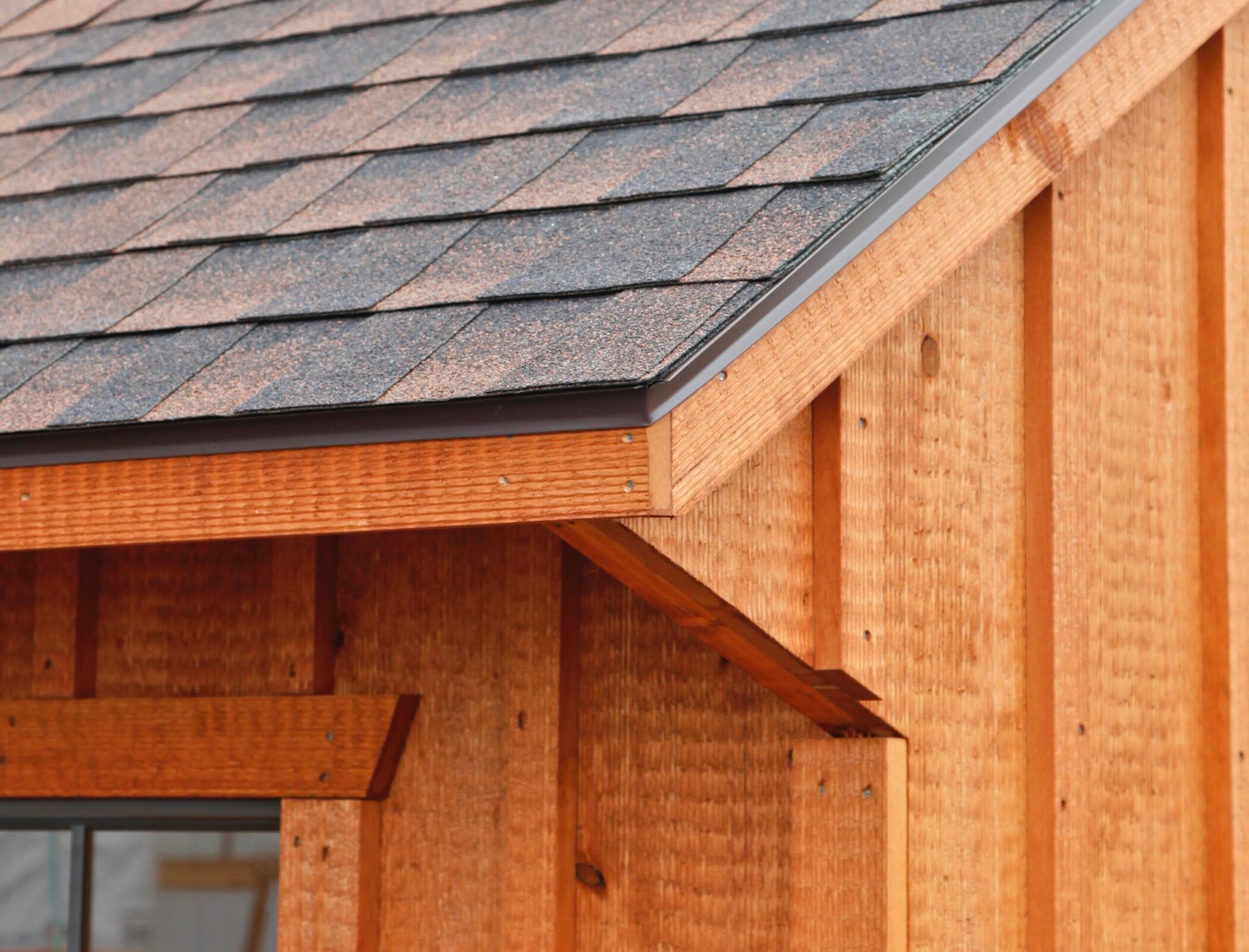 asphalt shingles with aluminum drip edge