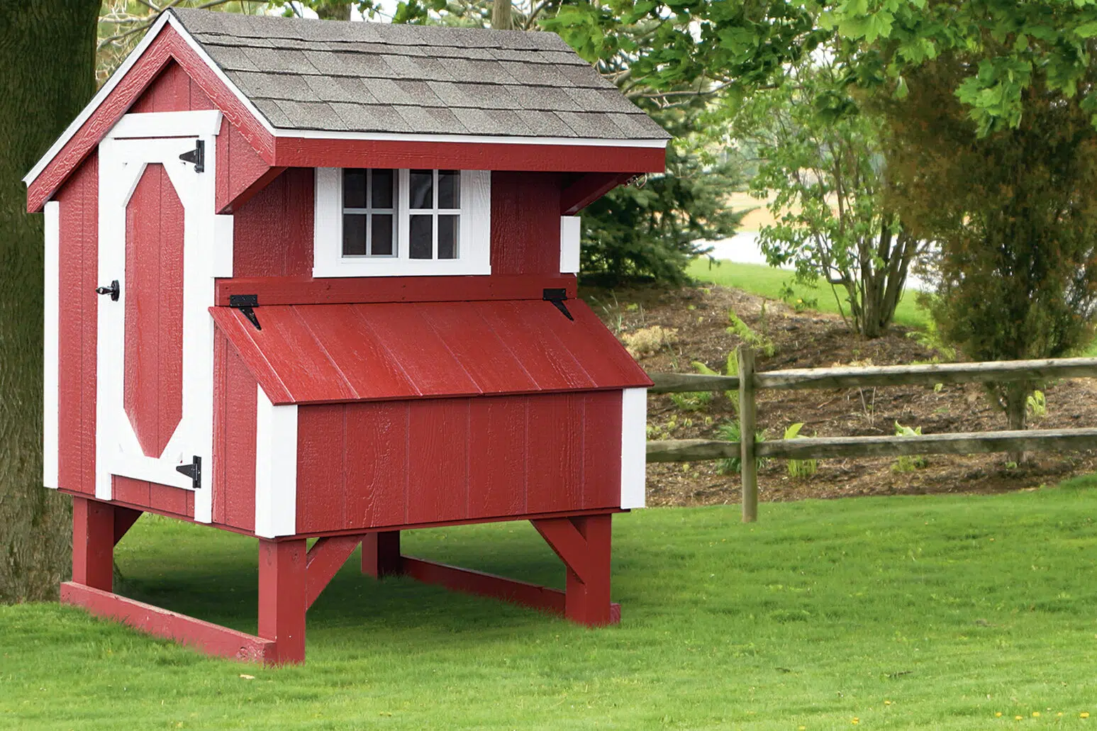 red and white trimmed Quaker chicken coops in North Carolina